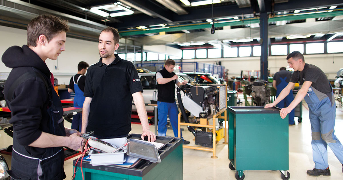 Genève affiche le taux d\u2019entrée en apprentissage le plus bas de Suisse et un nombre d\u2019entreprises formatrices inférieur à la moyenne suisse.