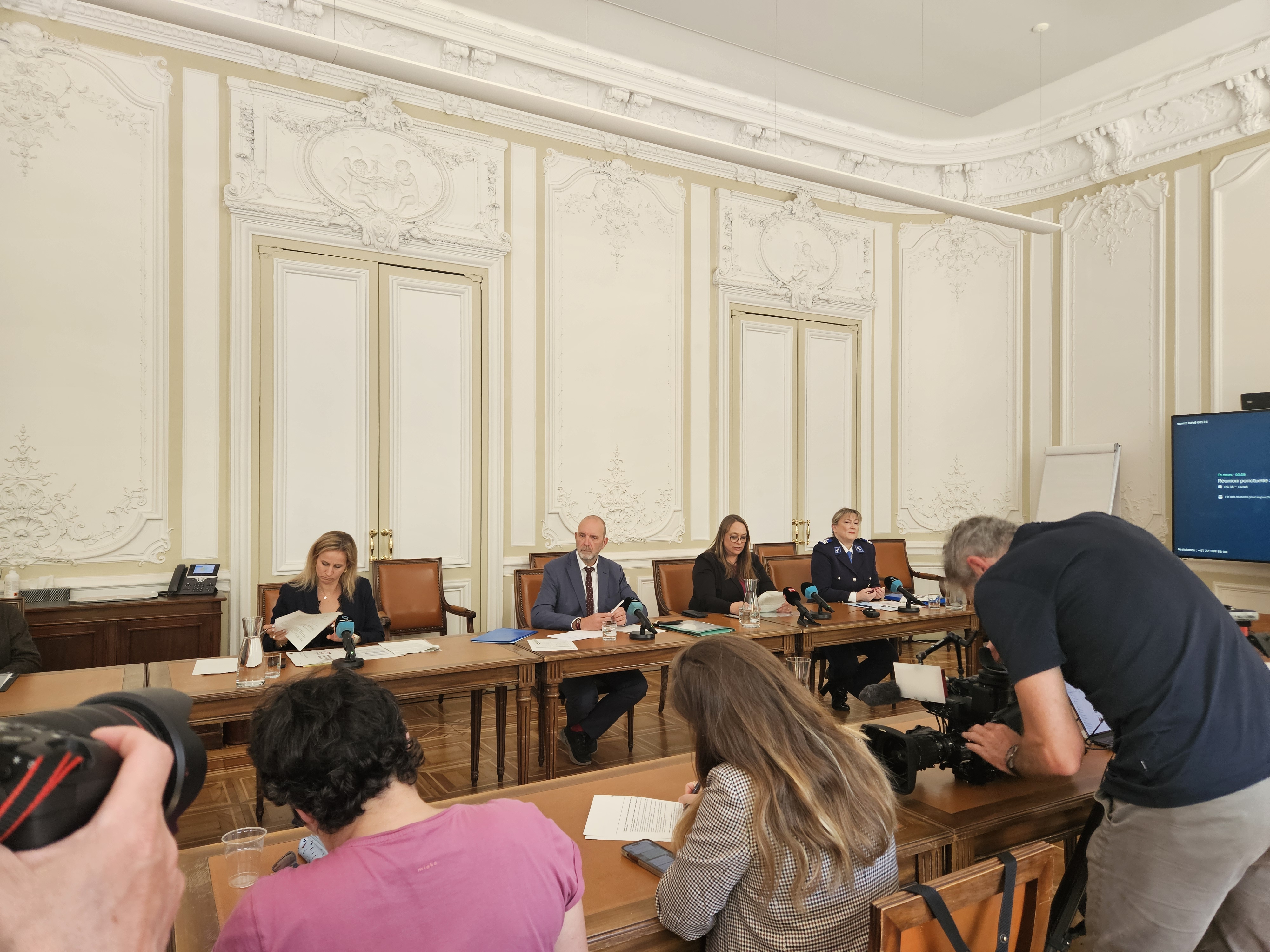 Un projet de loi, doté d’une enveloppe de six millions de francs destinée à couvrir d’éventuels dommages subis par les entreprises, a été soumis au Grand Conseil. 