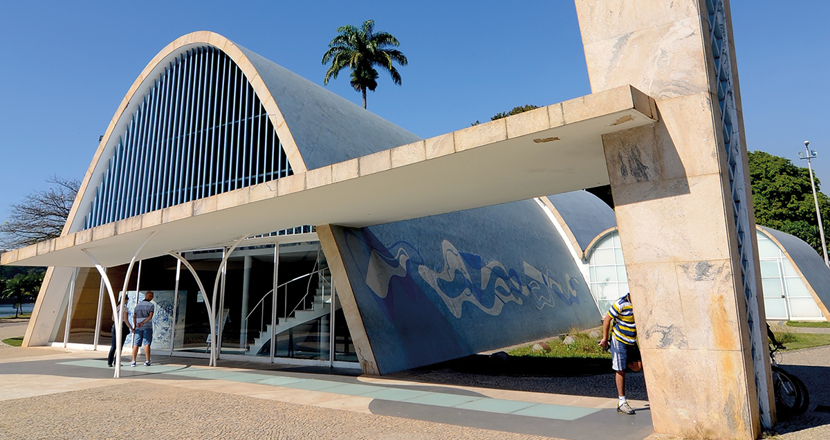 Le béton armé a permis de libérer l'imagination des architectes, mais nécessite un suivi. Ici: Igreja de São Francisco de Assis (Belo Horizonte), Oscar Niemeyer.