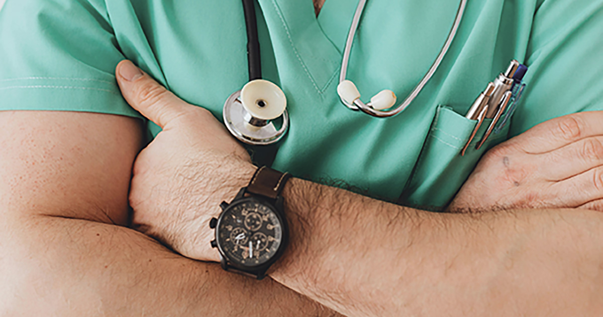 Septante pour cent des professionnels de santé estiment que le nombre de diplômés formés en Suisse est insuffisant pour répondre aux besoins.